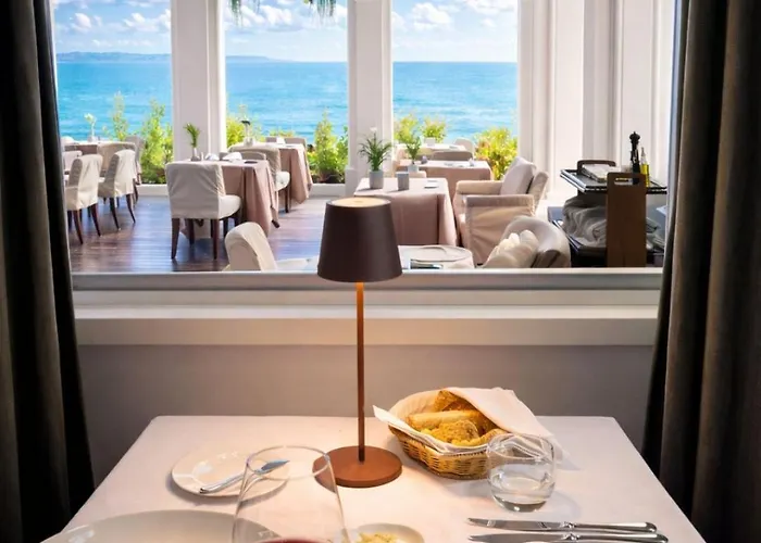 Hvd Boutique Oasis - Private & Free Parking Hotel 5*